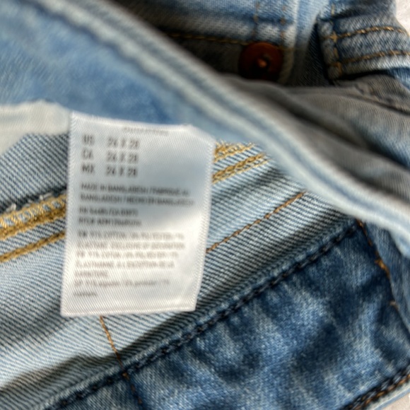 AMERICAN EAGLE AIRFLEX+ jeans. Men’s /boys size 26x28. Light wash. Pockets - Picture 7 of 12